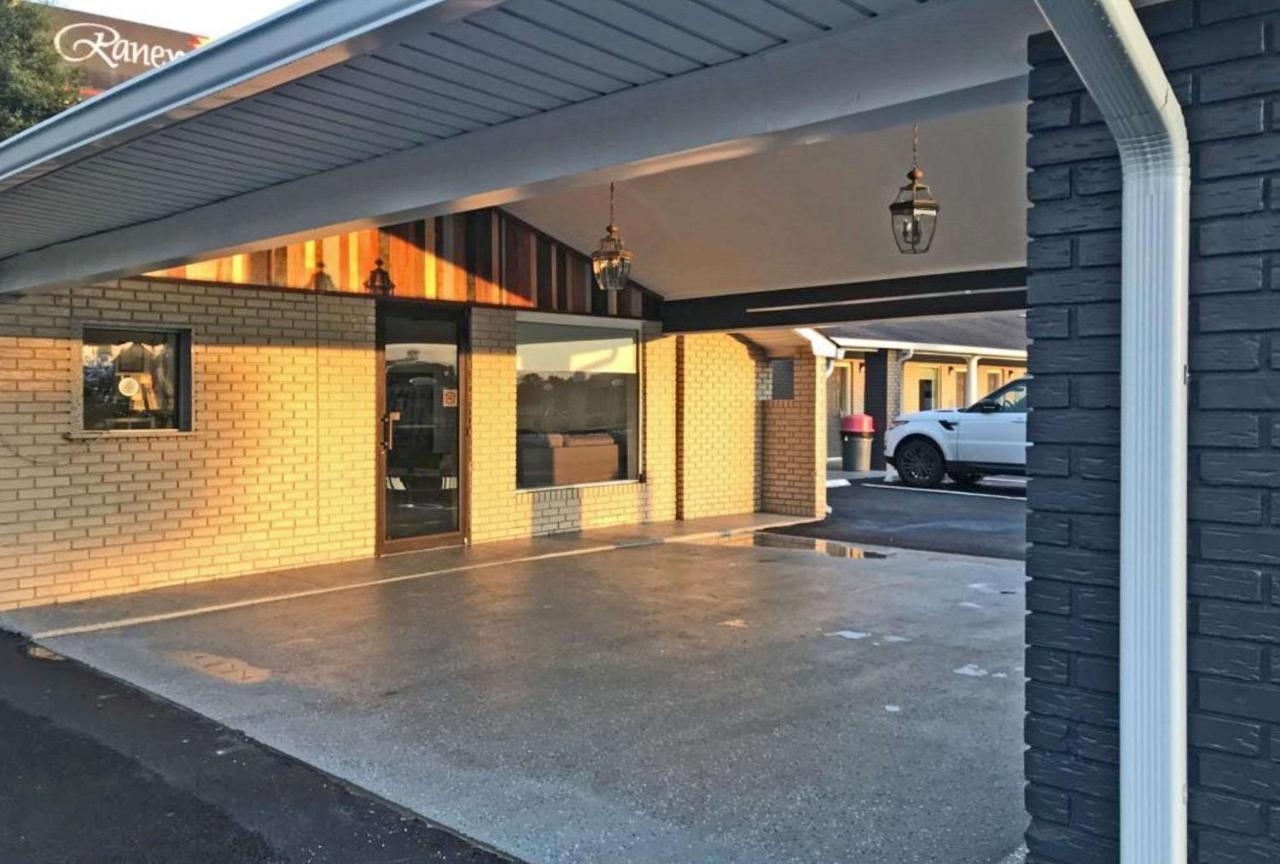 Rodeway Inn South Calhoun Exteriör bild